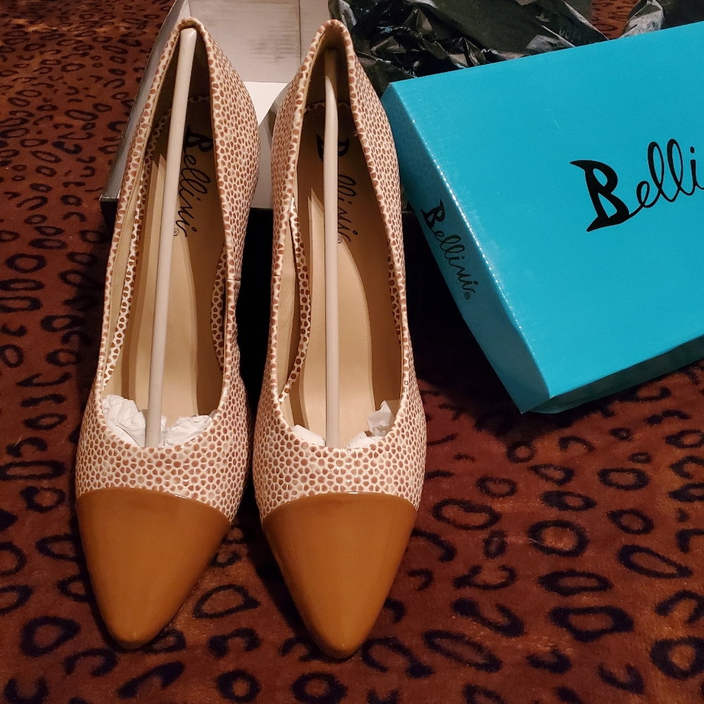 Womens pumps camel and cream color, sz 12W Never worn